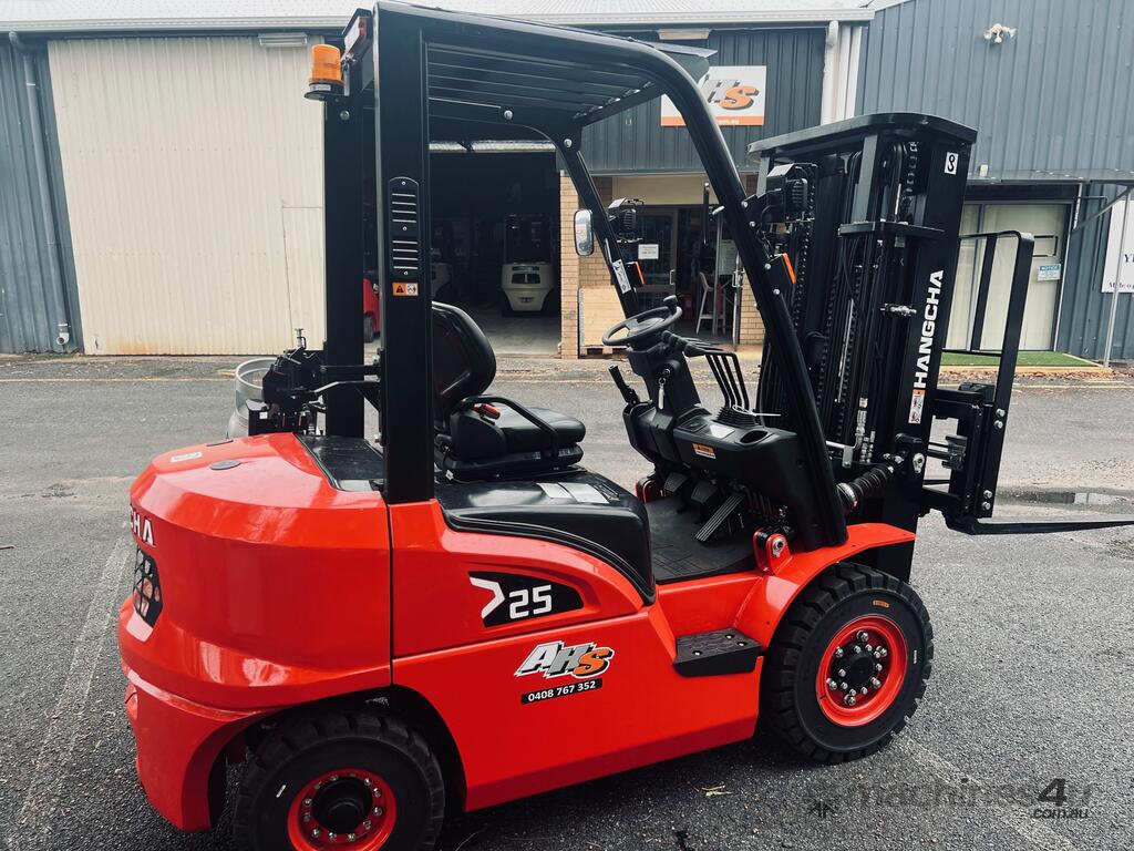 New Duel Fuel Forklift
